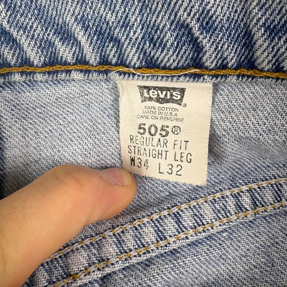 Vintage 90s Levis 505 Jeans Mens 34x32 Made in USA Light Wash Straight Leg Blue